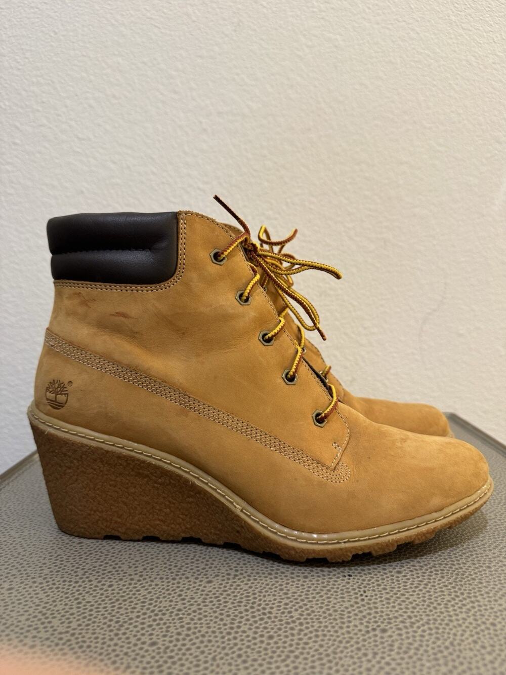 Timberland Women's Amston 6 Inch Wheat Nubuck Wedge Heel Boots 8251A Size 10